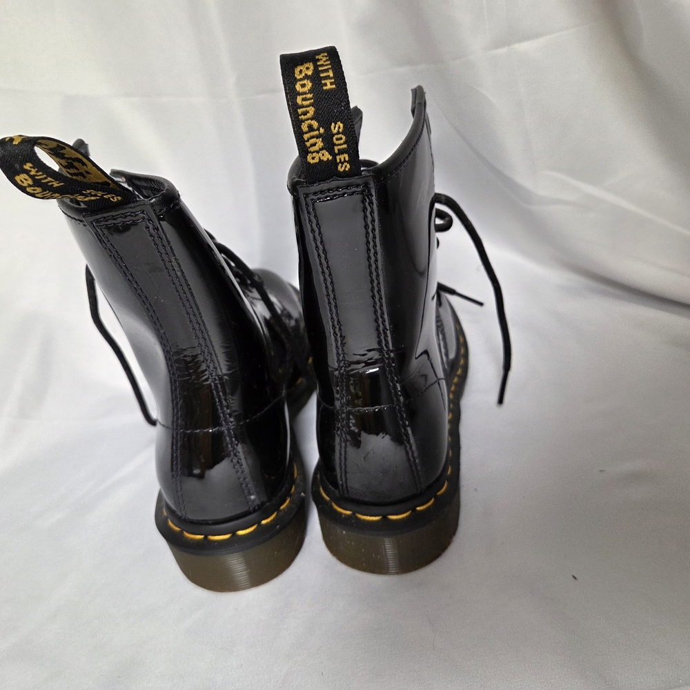 Dr. Martens Black Patent Leather Ankle Boots 11821 Size 6 - Picture 5 of 7